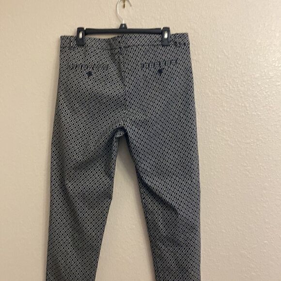Valerie Stevens women pant color black and white size 10! - Picture 4 of 5